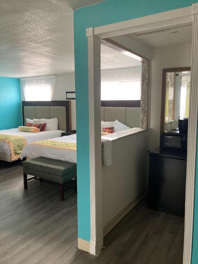 Nampa Inn&Suites Bagian luar foto