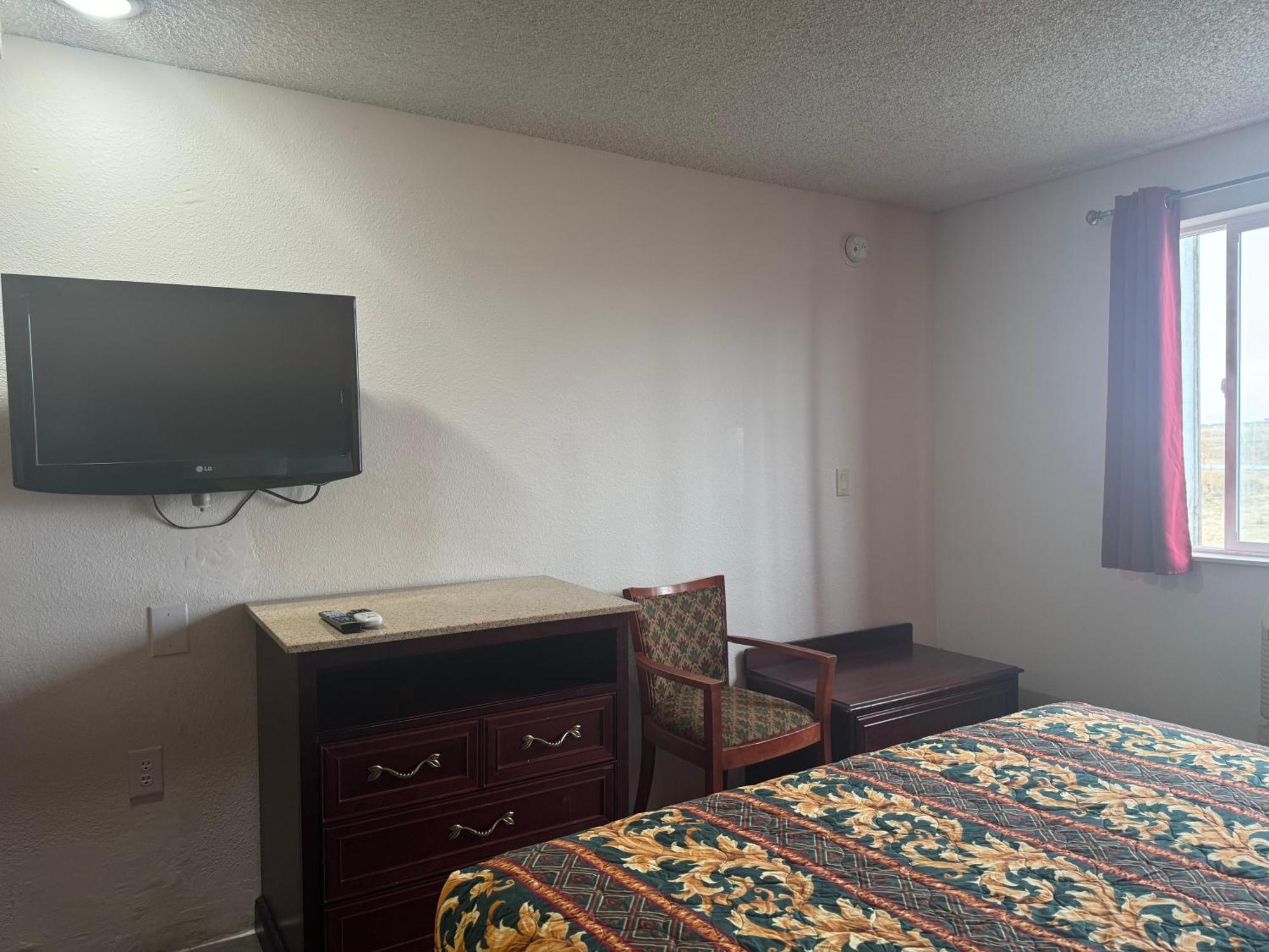 Nampa Inn&Suites Bagian luar foto