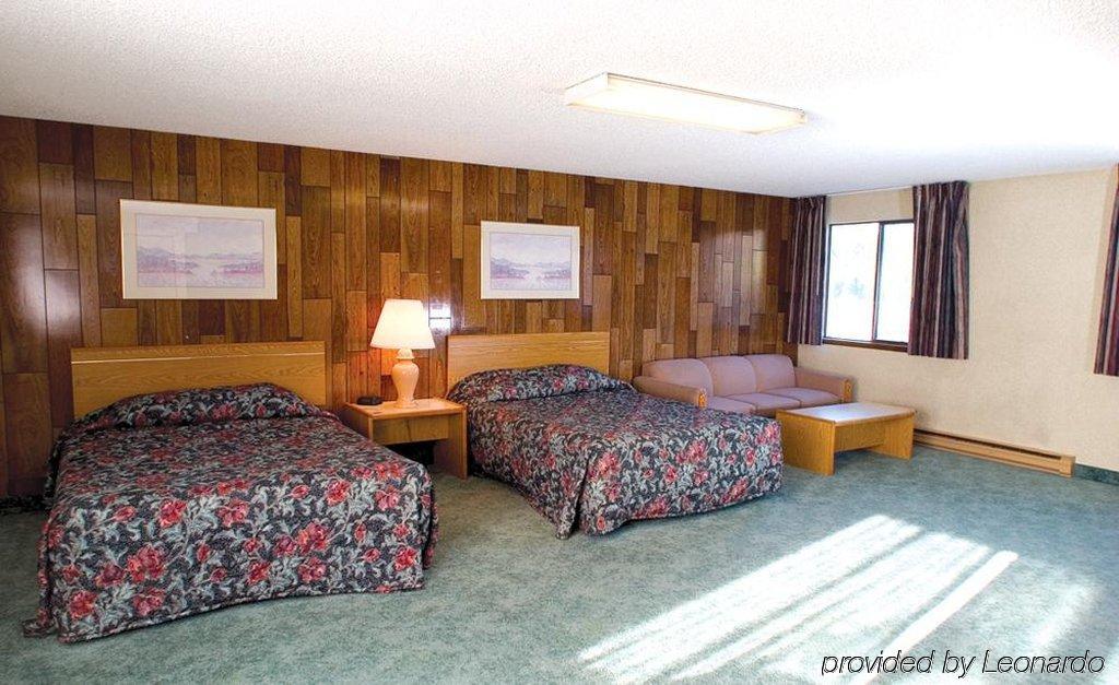 Nampa Inn&Suites Ruang foto