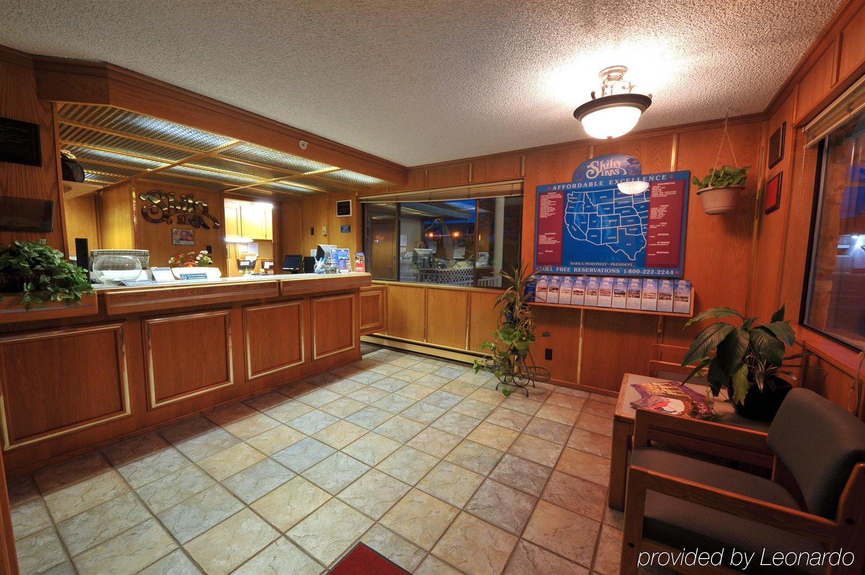 Nampa Inn&Suites Bagian luar foto